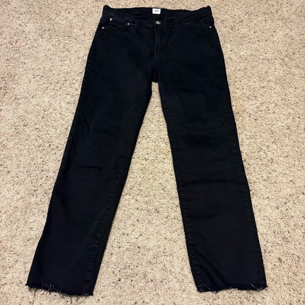 Edwin Women’s Dark Black Straight Jeans 31